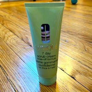 Clinique - 7 Day Face Scrub Cream Rinse-Off Formula - 3.4oz Full Size
